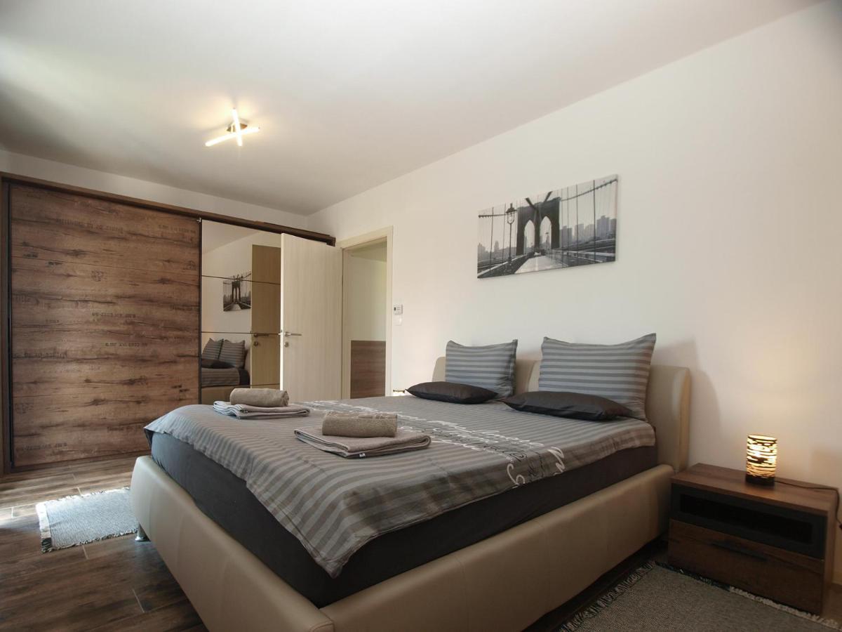 Villa Monteci 2052 Galižana エクステリア 写真