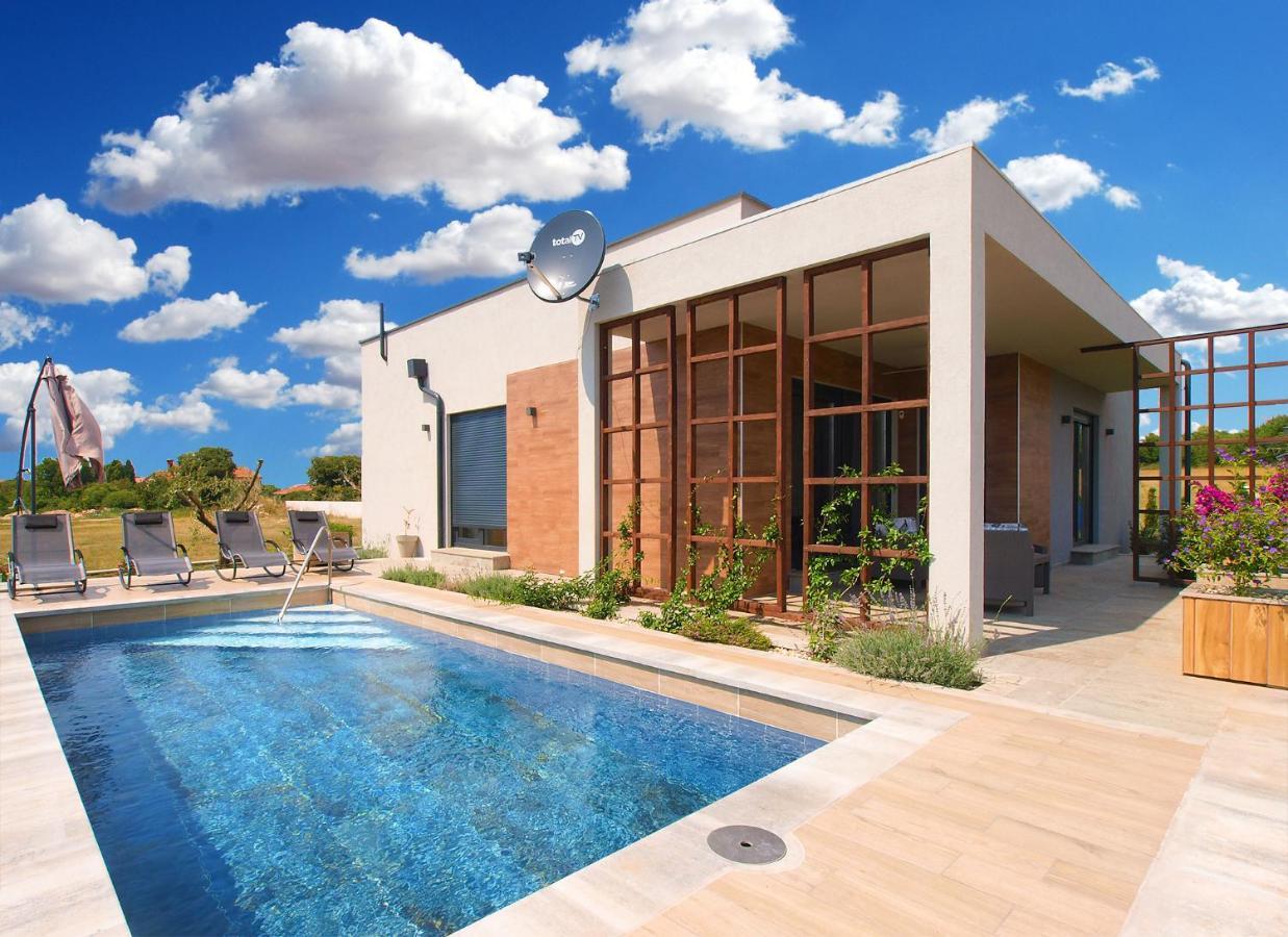 Villa Monteci 2052 Galižana エクステリア 写真