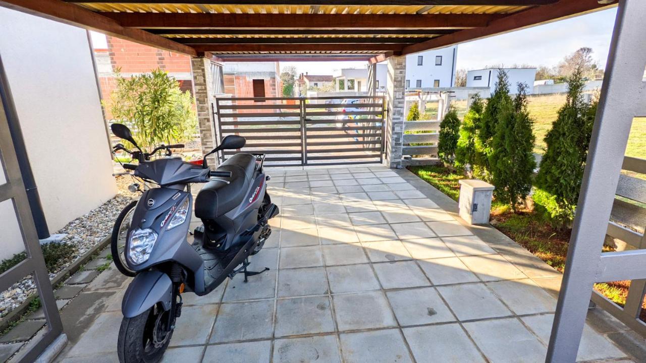 Villa Monteci 2052 Galižana エクステリア 写真